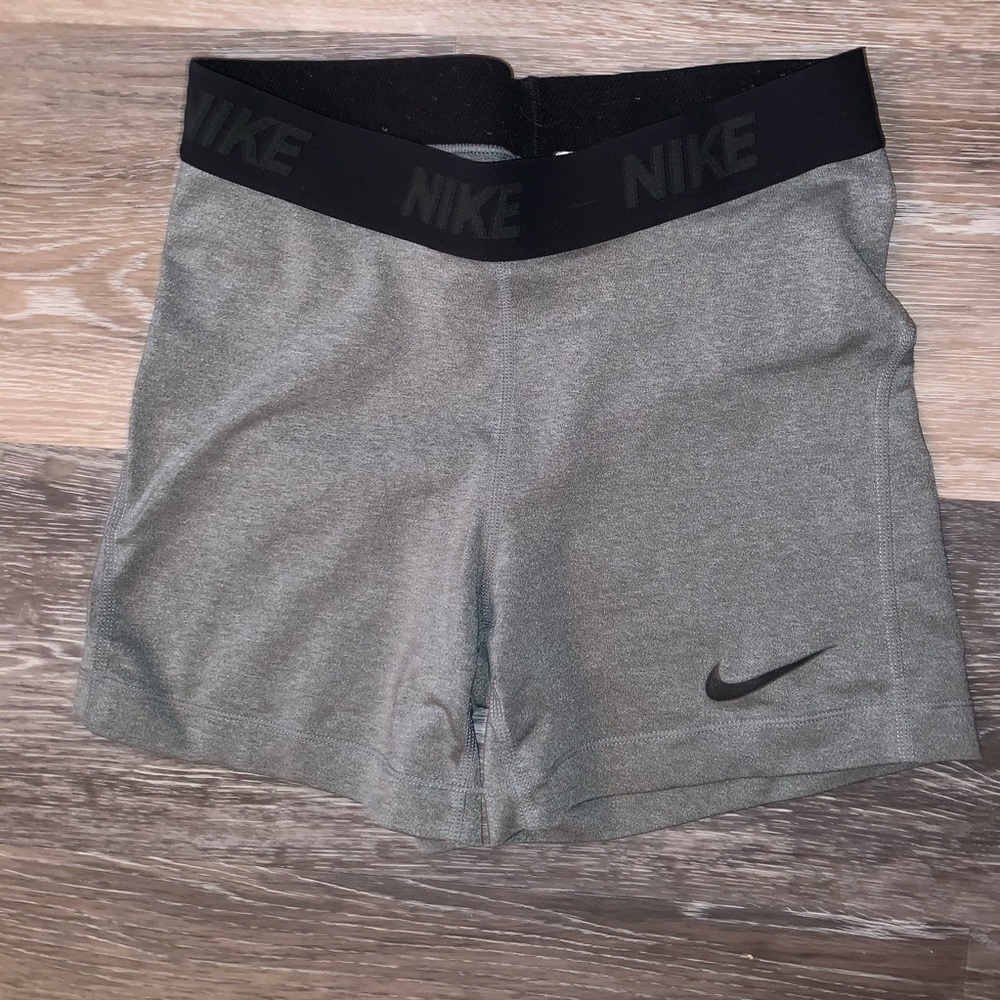Grey Nike spandex